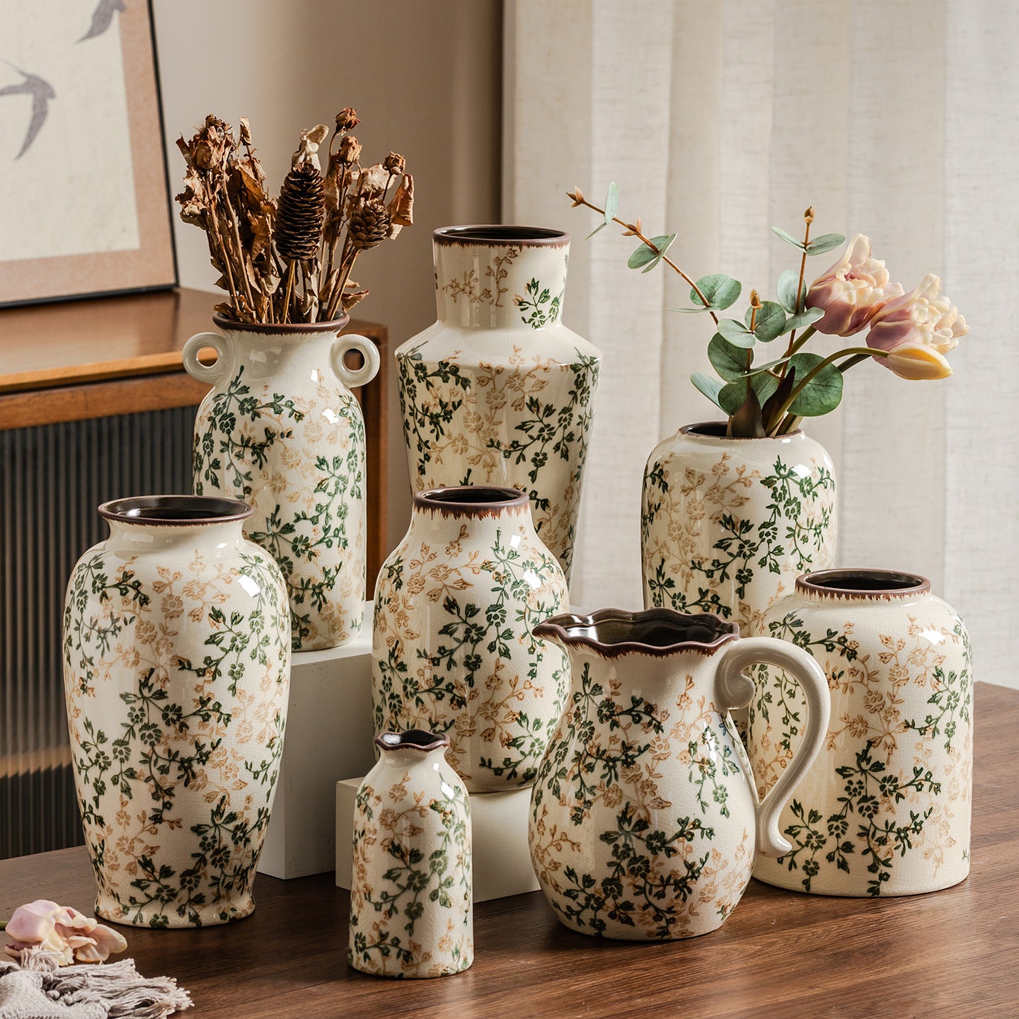 Retro Crackle Glazed Slim Ceramic Flower Vase β Fluted Flared Rim & Vintage Floral Pattern (20cm)