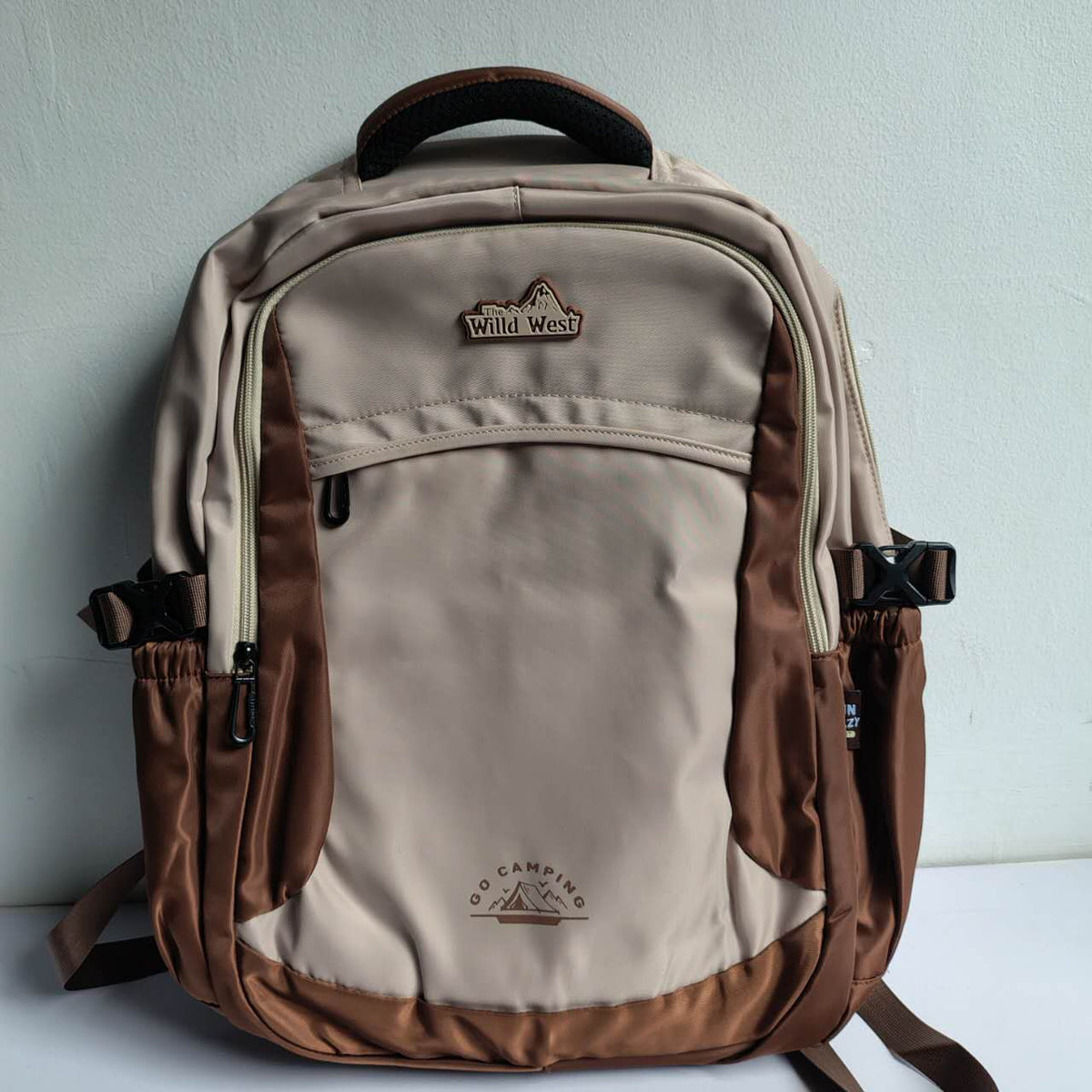 Wild West Lightweight Waterproof Backpack (Beige)