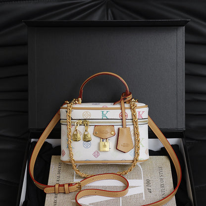 Small Vintage Print Versatile Women's Handbag (Apricot)