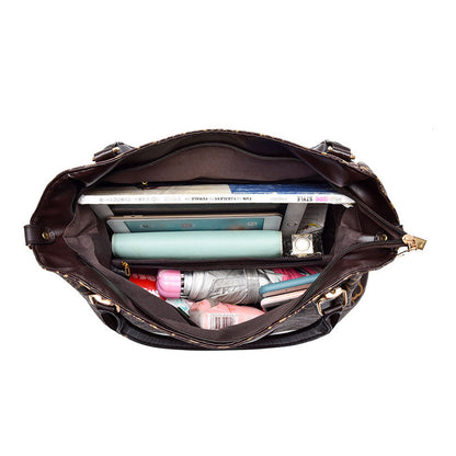 New Trendy and Versatile Women's Handbag (Clouds)