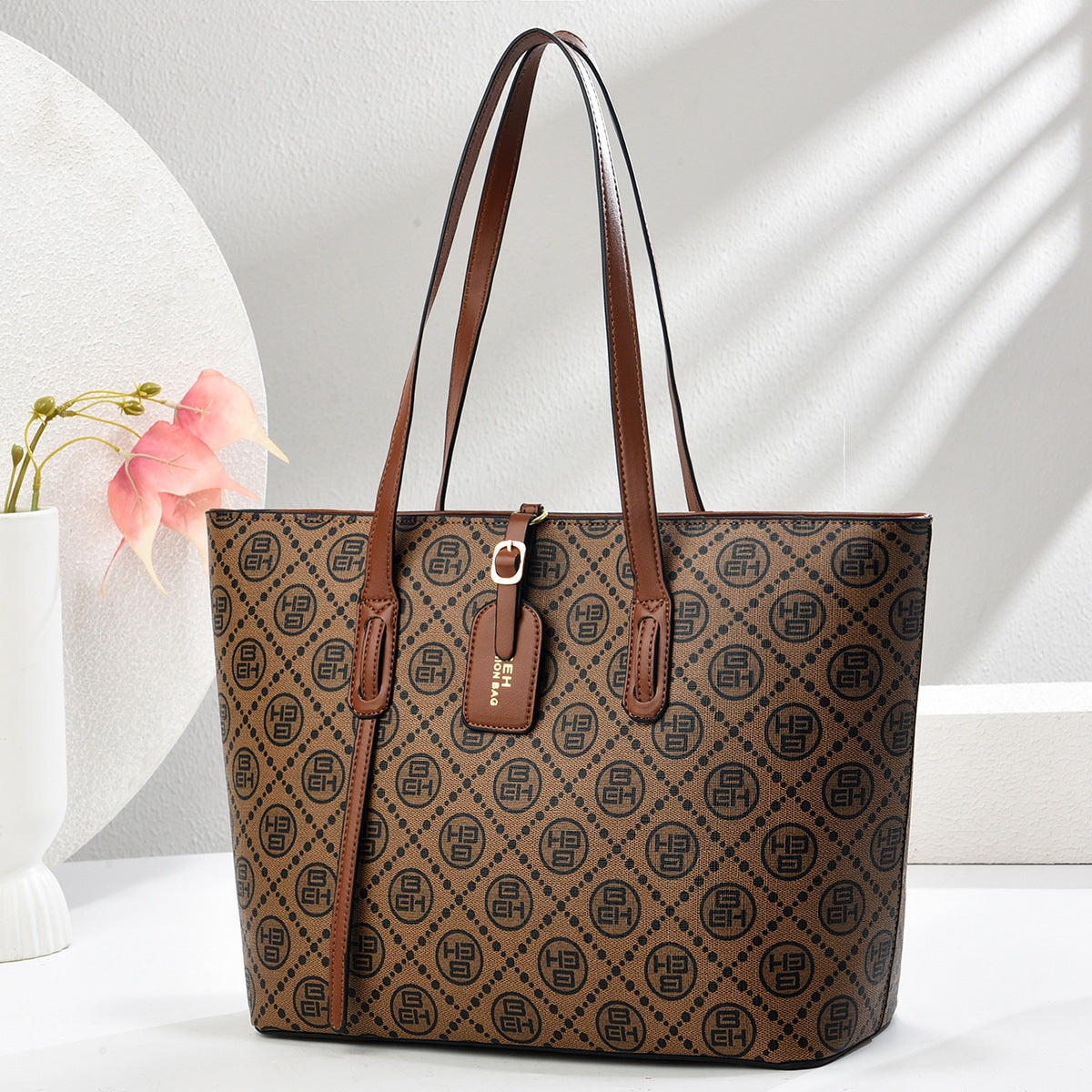 Taizhou Plaid Fashion Trendy Tote Bag (Letter Coffee)