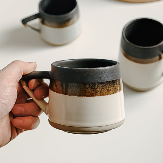 Retro Color-Blocked Ceramic Coffee Mug — Rustic Tri-Tone Stoneware Cup with Angled Handle (Short, 330ml)