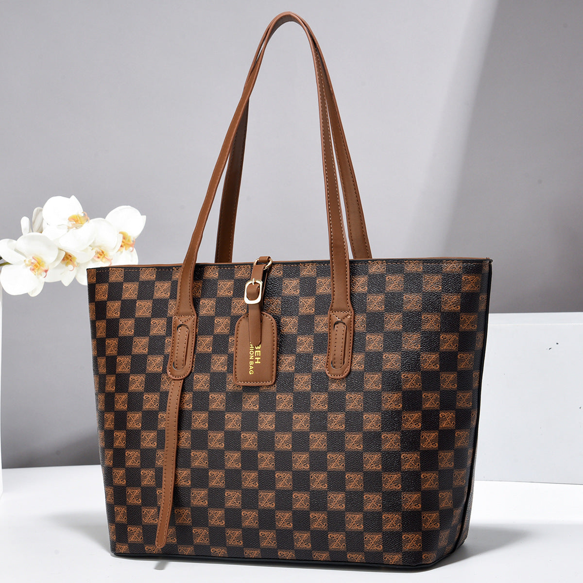 Taizhou Plaid Fashion Trendy Tote Bag (Coffee)