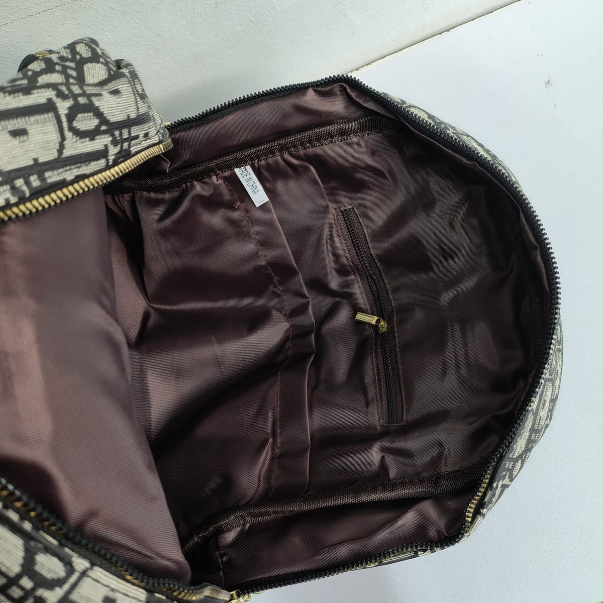Stylish Oblique Print Multi-Pocket Women's Backpack