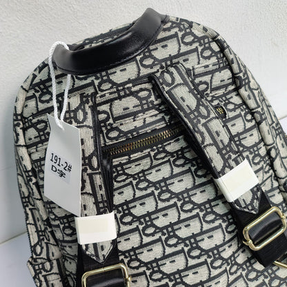 Stylish Oblique Print Multi-Pocket Women's Backpack