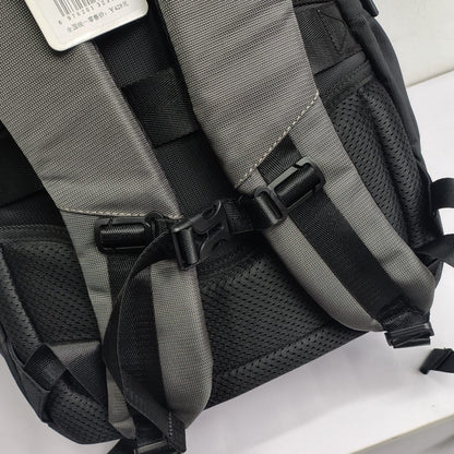 LATIN SHEEP Modern Casual Classic Backpack (Grey)