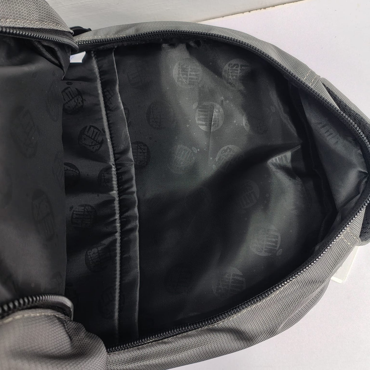 LATIN SHEEP Modern Casual Classic Backpack (Black)