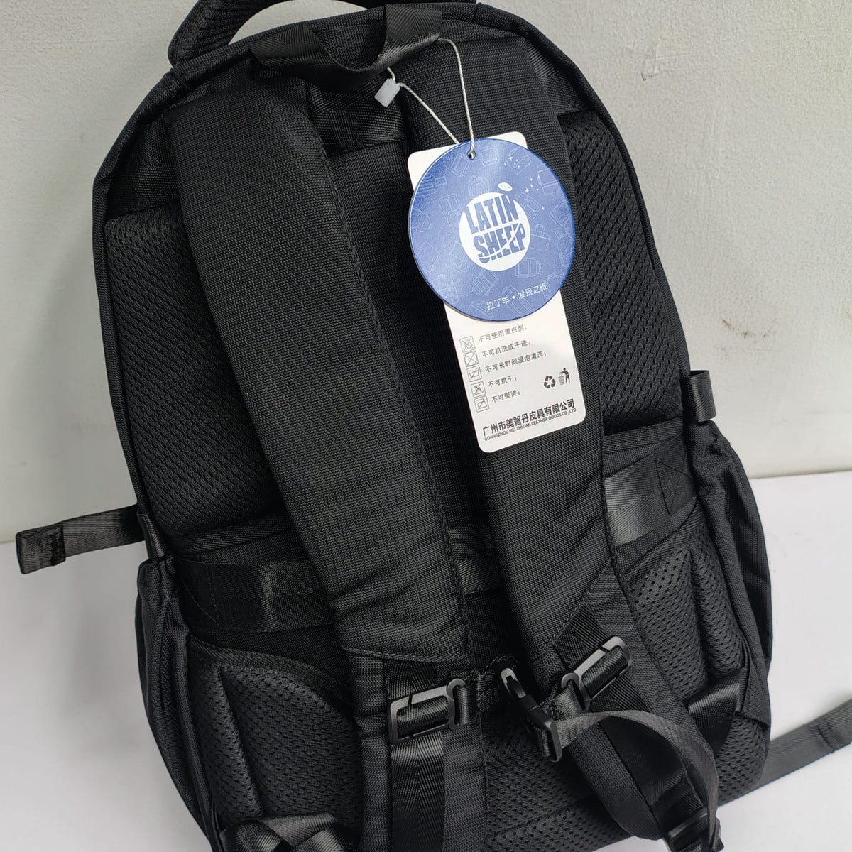 LATIN SHEEP Modern Casual Classic Backpack (Black)